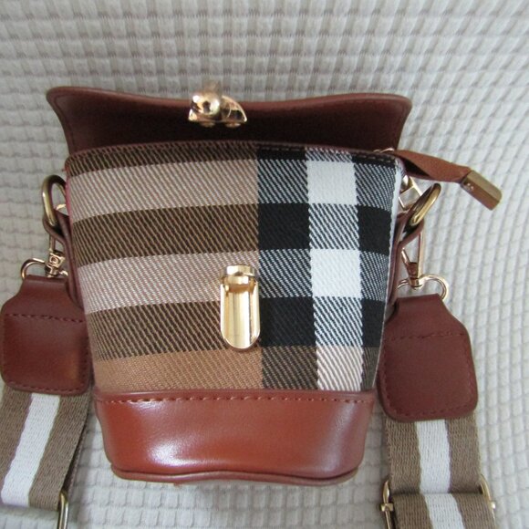Mini Nova Check Crossbody Bag - Picture 6 of 10